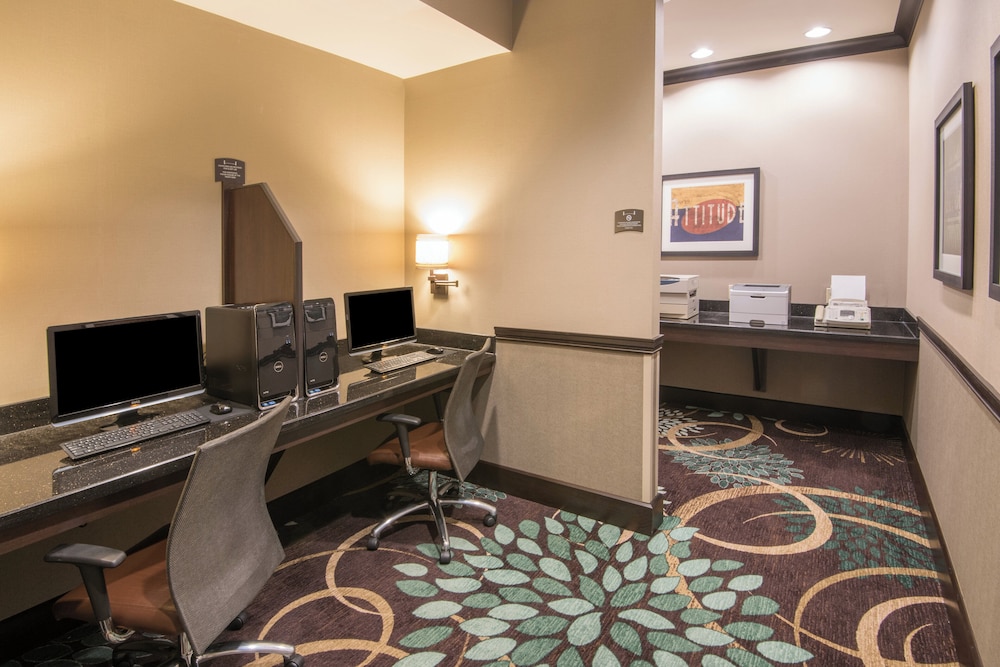 Staybridge Suites Columbus Airport by IHG - photo 22