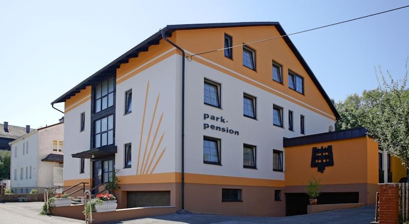 Parkpension Billroth — hotel in Bad Hall