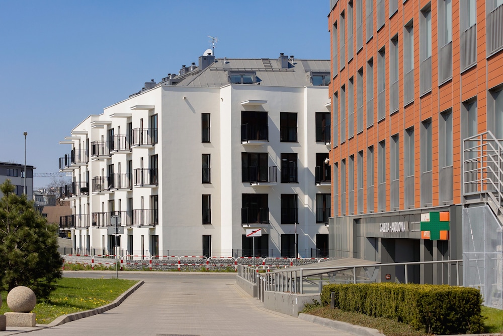 Casa Feliz Zabłocie Studio for 4 Guests Cracow by Noclegi Renters — 4-Star Luxury Hotel in Krakow, Poland