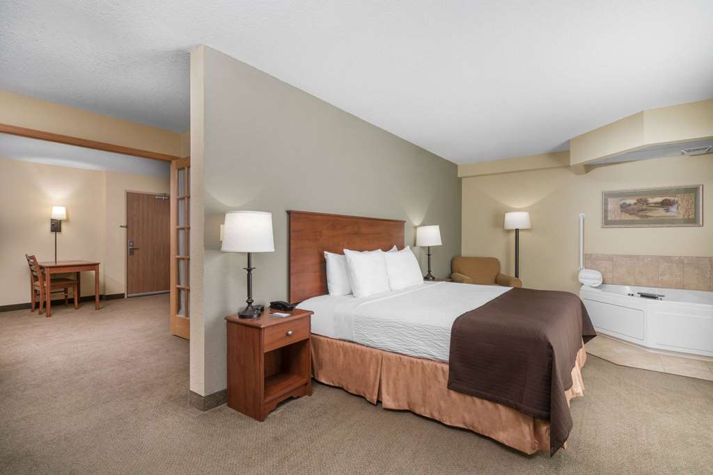 AmericInn by Wyndham Newton - photo 21