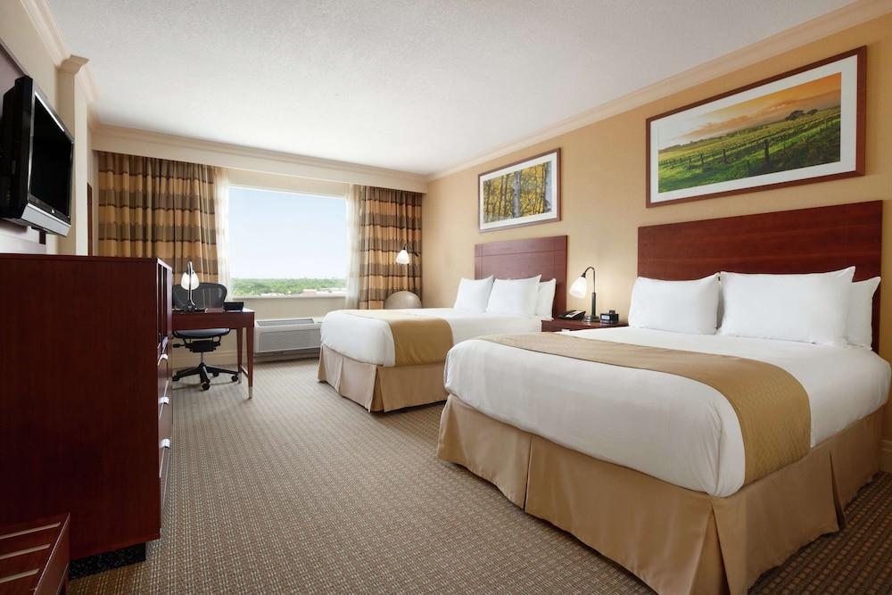 DoubleTree by Hilton Hotel Dallas Love Field - photo 15