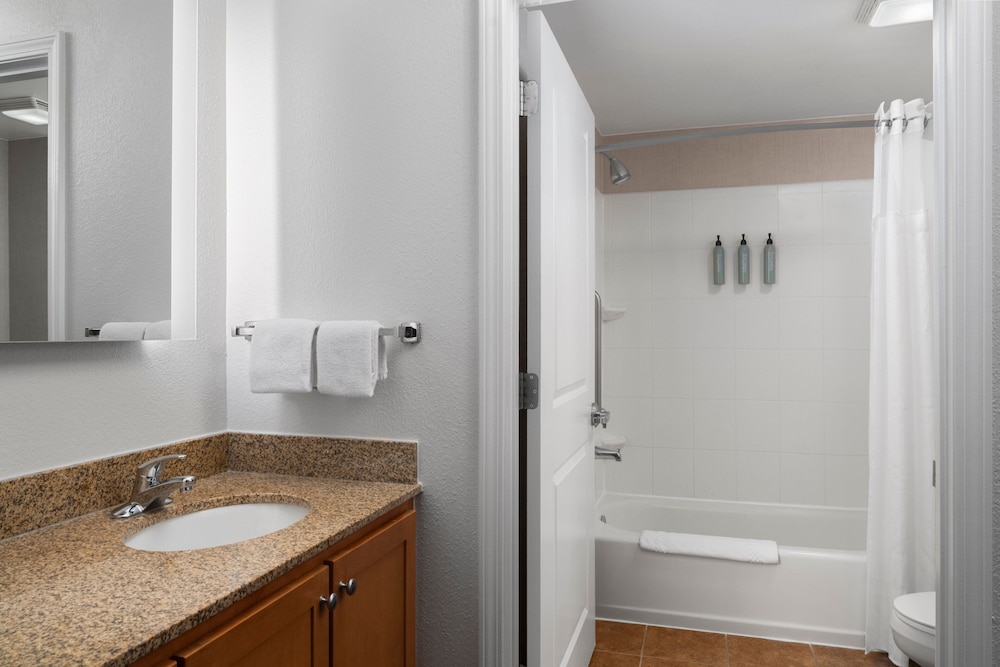Residence Inn by Marriott Neptune at Gateway Center - photo 12