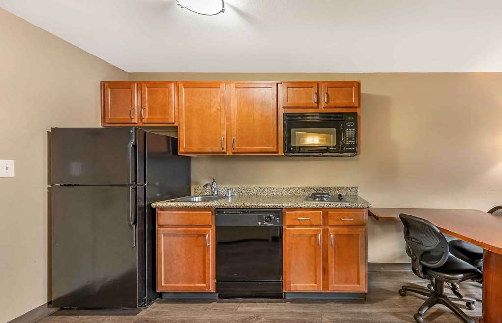 Extended Stay America Suites Bakersfield Chester Lane - photo 25