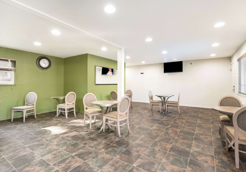 Quality Inn South Lake Tahoe - photo 3