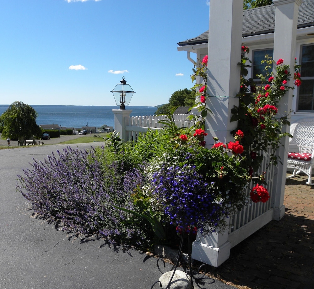 Colonial Gables Oceanfront Village - featured photo