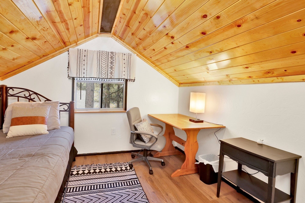 Sugar Bear Pines #2493 — Big Bear City — photo 2
