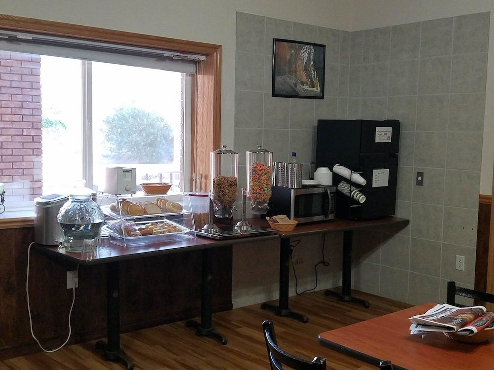 Zion's Most Wanted Hotel - photo 58