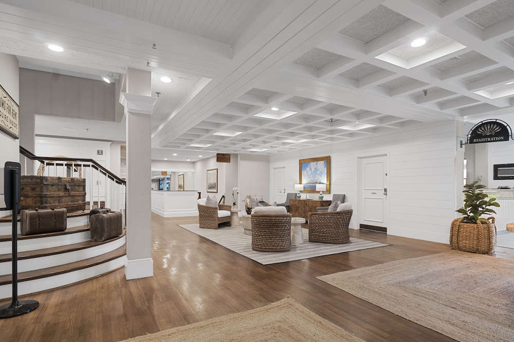 Nantucket Inn - photo 6