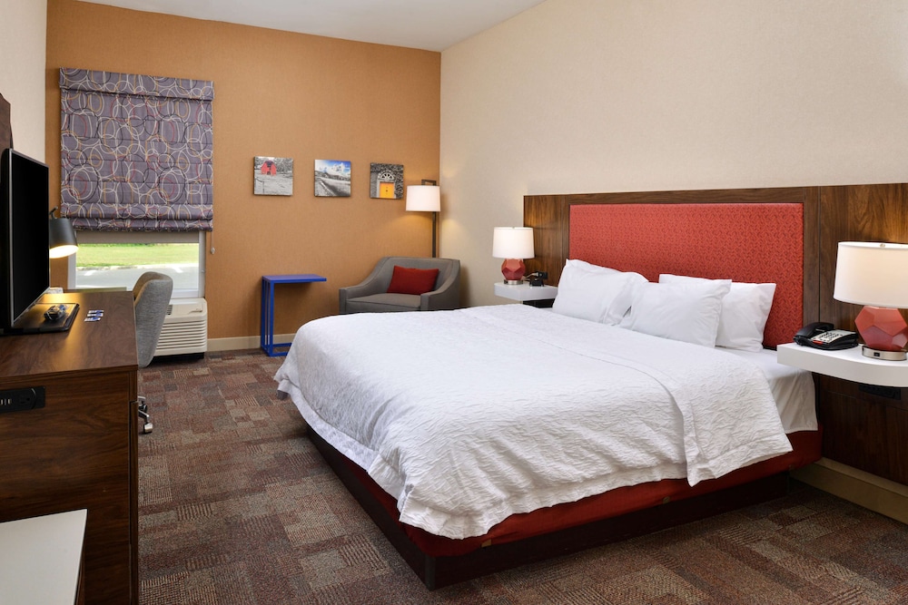 Hampton Inn Wytheville - photo 11