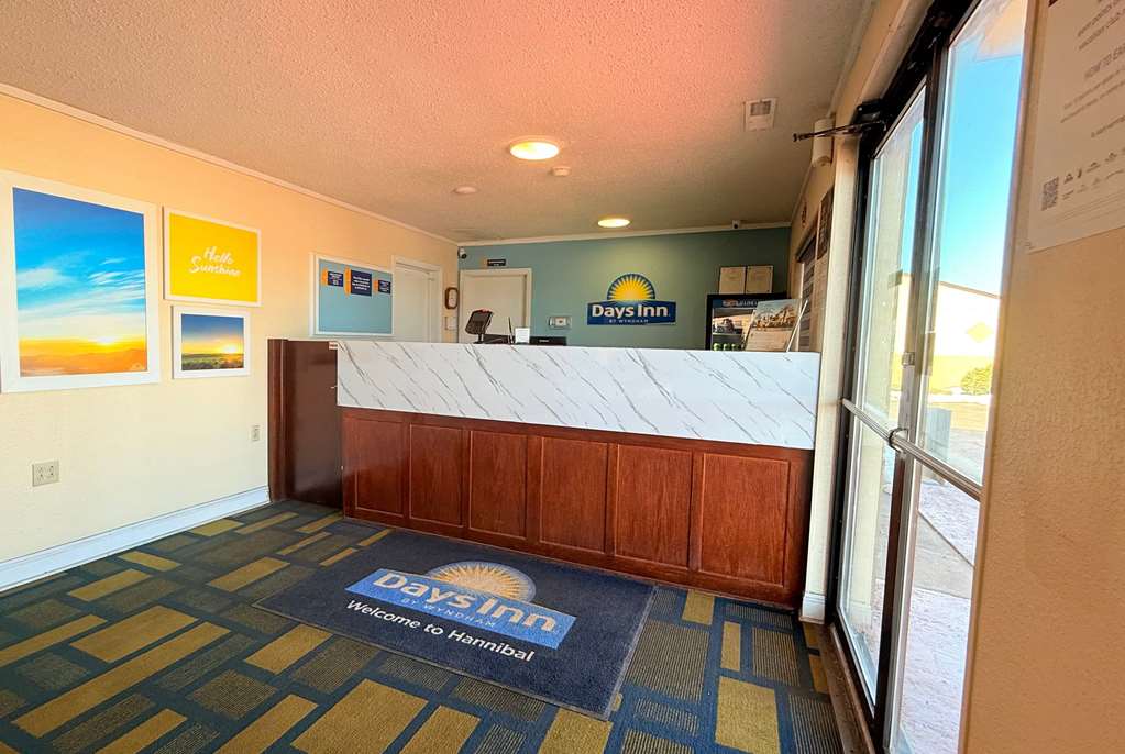 Days Inn by Wyndham Hannibal - photo 4