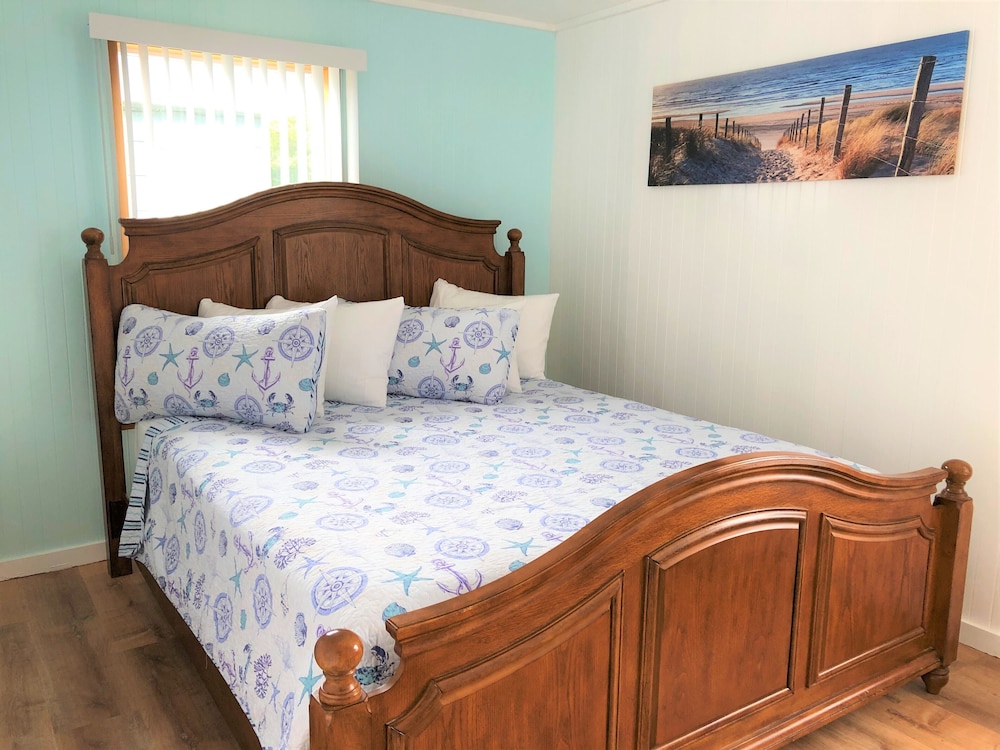 The Anchorage Motel - photo 11