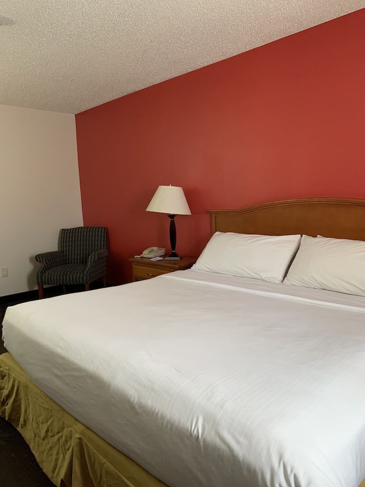 Ramada by Wyndham Santa Fe - photo 20