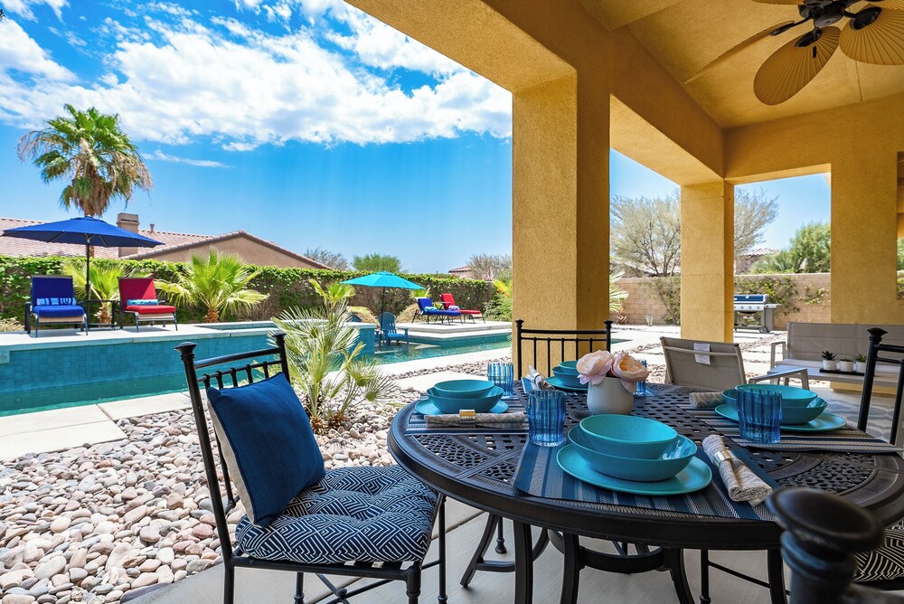 Luxurious 5BR Resort Style Home w Pool & Spa - photo 48