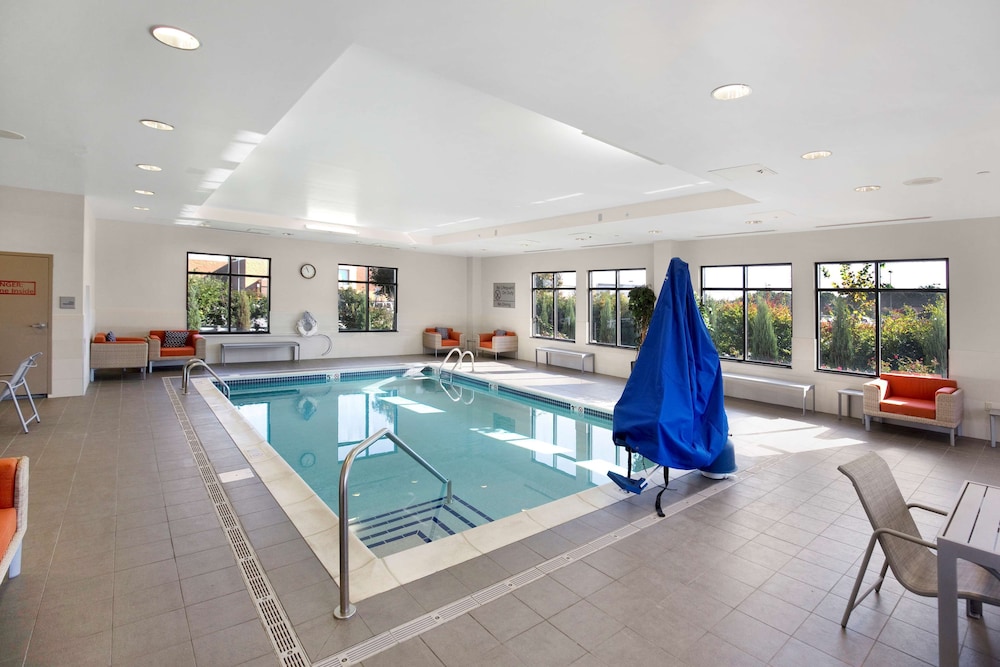 Hampton Inn Butler - photo 25