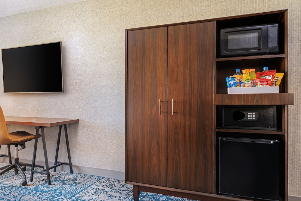 Four Points by Sheraton Chicago Schaumburg - photo 6