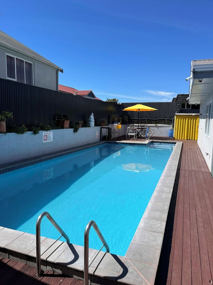 Kowhai and Colonial Motel in Rotorua, New Zealand