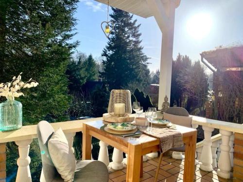 Haus am See mit Kamin in Mecklenburg — 4-Star Luxury Hotel in Feldberg, Germany