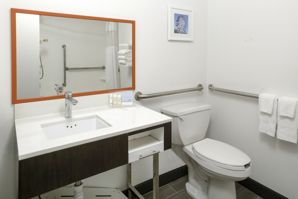 Hampton Inn Portage - photo 21