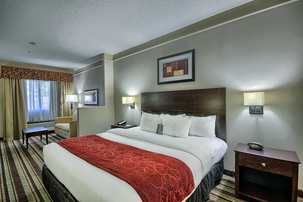 Comfort Suites Parkersburg South - photo 35