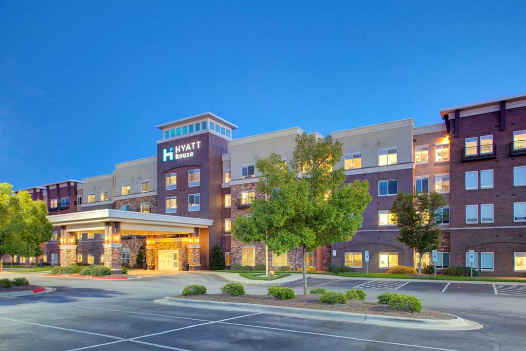 HYATT house Raleigh Durham Airport - photo 2