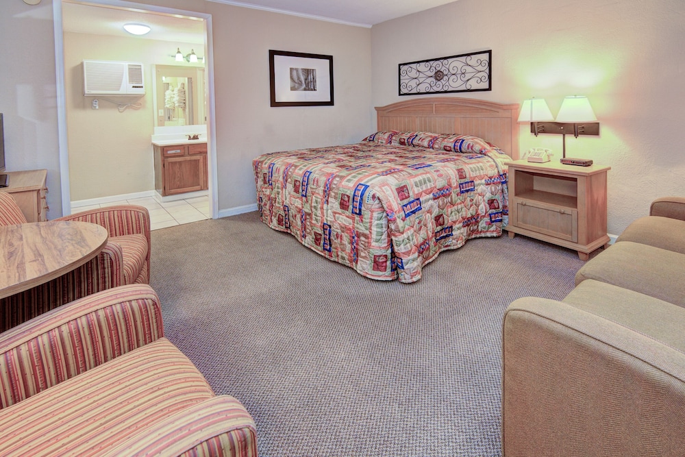 Mountain Aire Inn Sevierville Pigeon Forge - photo 2