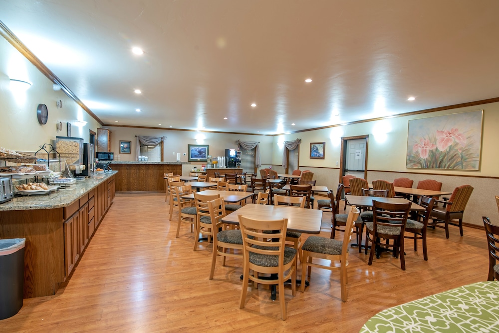 Silver Spruce Inn - photo 36