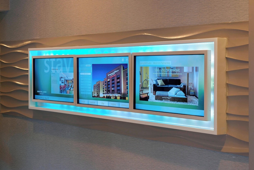 SpringHill Suites St. Louis Brentwood - photo 21