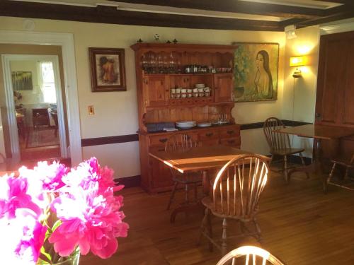 Center Lovell Inn - photo 35