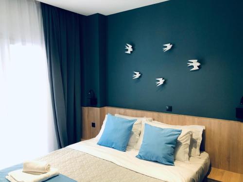 Metropolitan Complex Room Faliro — 4-Star Luxury Hotel in Piraeus, Greece
