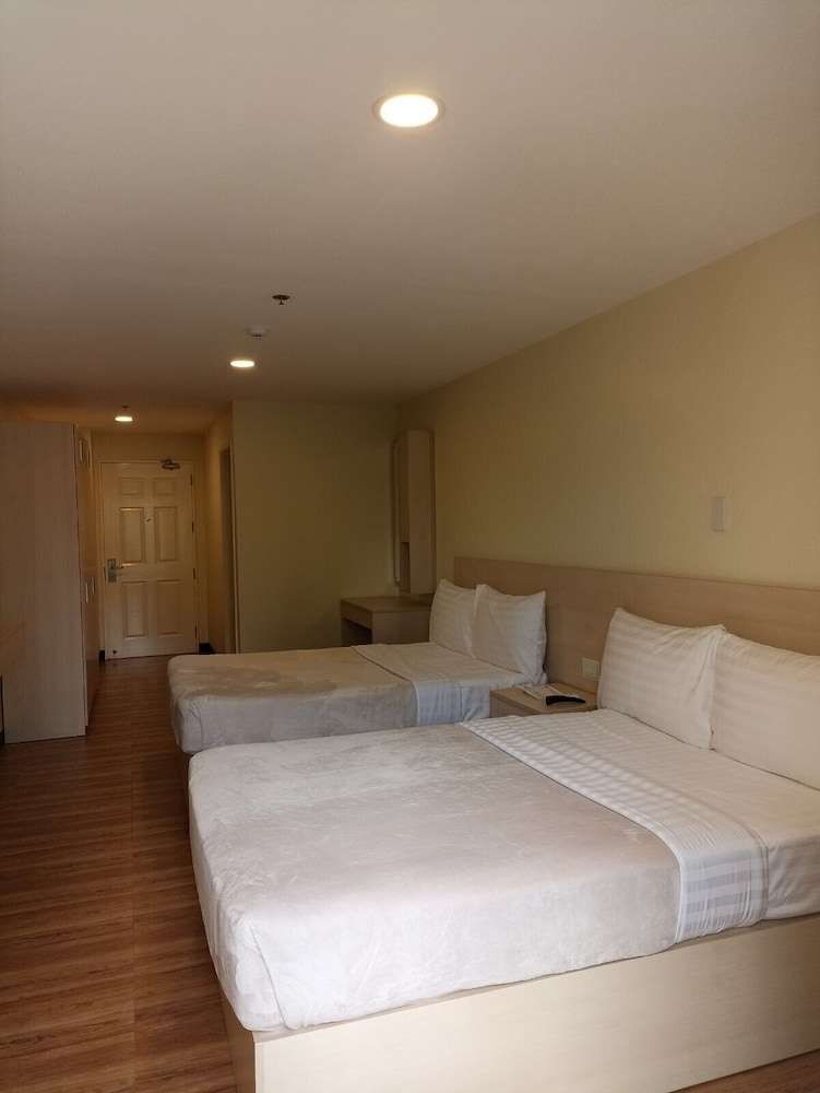 Olive Town Center and Hotel — Baguio — photo 2