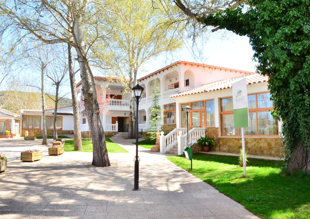 Esperanza Balneario - carbon neutral hotel in Salobre