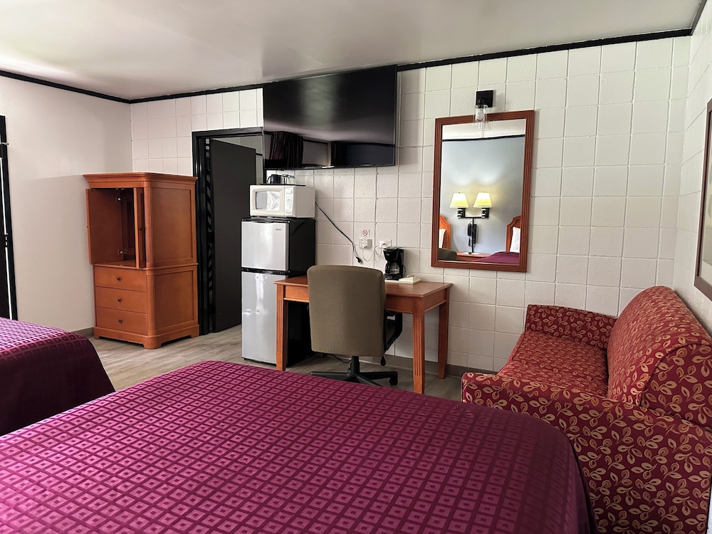 Skyview Motel - photo 24