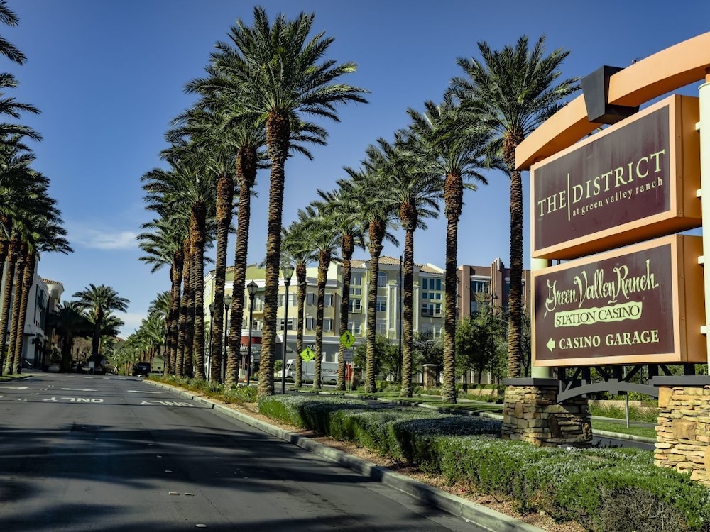 Hampton Inn & Suites Las Vegas South - photo 54