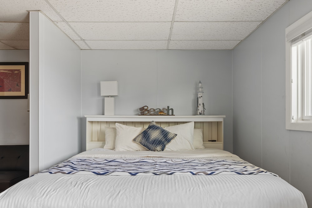 Americas Best Value Inn Mt Royal - photo 11