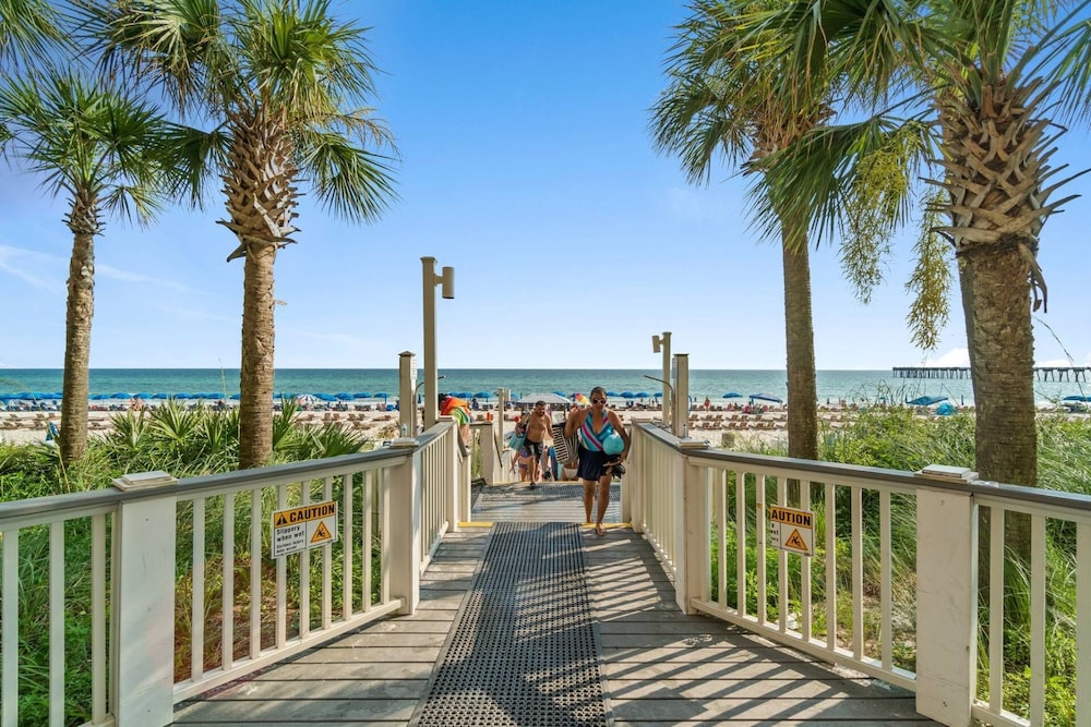 Calypso Resorts Tower III Unit 310 - photo 23