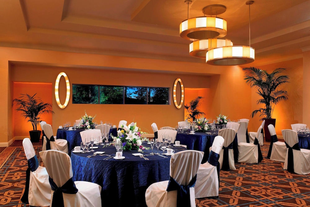 Sheraton Agoura Hills Hotel - photo 37