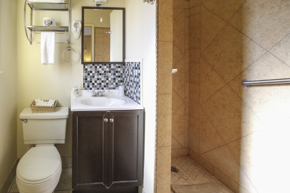 Harmony Motel - photo 30