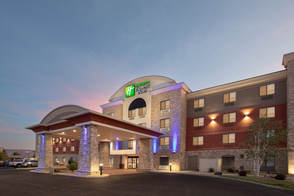 Holiday Inn Express & Suites Grand Junction by IHG - carbon neutral hotel in Grand Junction