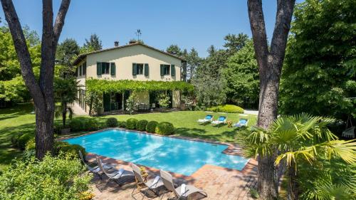 Villa Paesante 8 Emma Villas — 4-Star Luxury Hotel in San Miniato, Italy