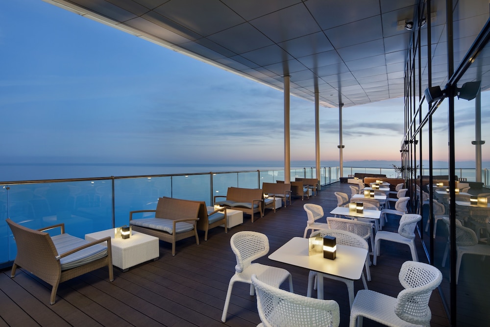 מזון ומשקאות