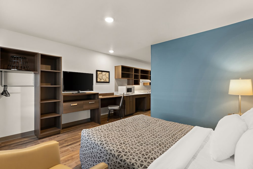 WoodSpring Suites Fort Collins - photo 8