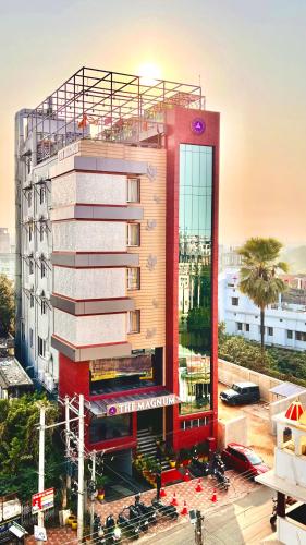 The Magnum - last minute hotel in Unknown City