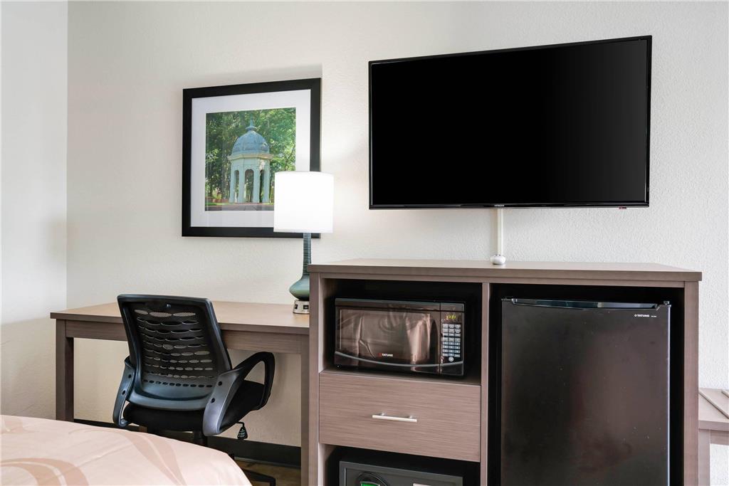 Quality Inn Greenville near University - photo 21