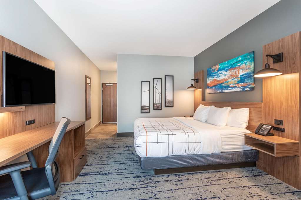 La Quinta Inn & Suites by Wyndham Limon - photo 29