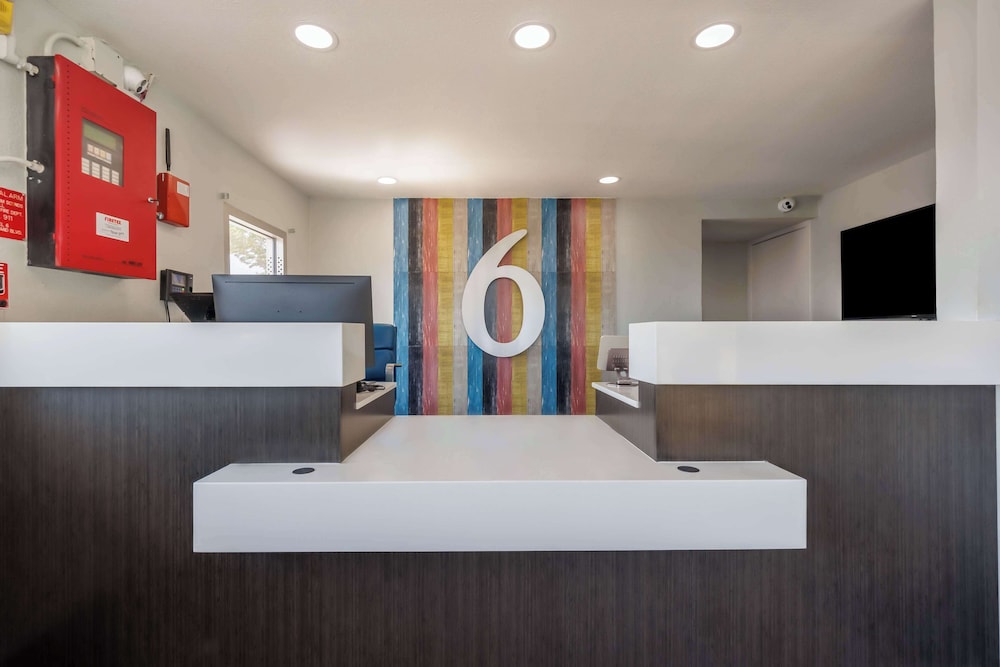 Motel6 Fort Worth TX East - photo 2