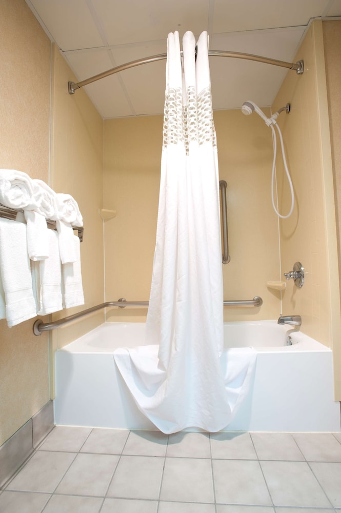 Hampton Inn Downingtown Exton - photo 40
