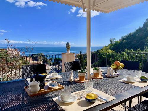 Villa Don Giovanni Taormina Mare — 4-Star Luxury Hotel in Taormina, Italy
