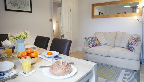Fermain Apartment Spacious cosy duplex apartment Sleeps 5