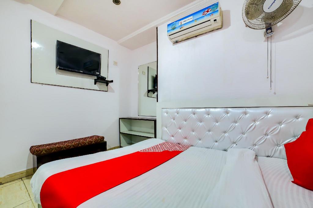 Yes Sir Guest House — 4-Star Luxury Hotel in New Delhi, India