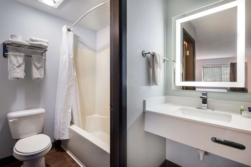 Red Lion Inn & Suites Ontario - photo 23